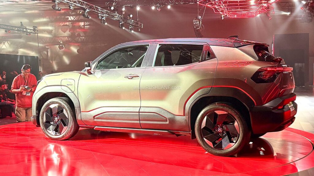 భారత మార్కెట్లోకి టయోటా తొలి పూర్తిస్థాయి ఎలక్ట్రిక్ SUV విడుదల